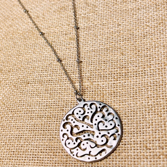 Silpada “Cut Above” Necklace - Picture 4 of 9